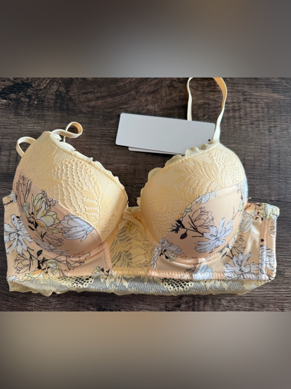 Daisy Fuentes Pale Yellow Floral Lace Longline Bra